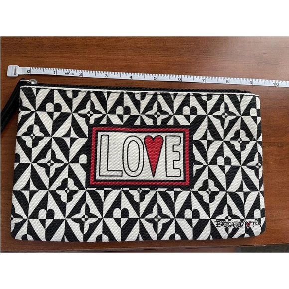 NWOT Brighton Love Pouch Makeup, Documents. Cosmetics, Cards. Travel. Canvas. - Picture 2 of 6